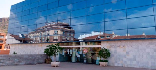 “Se han producido quejas de los vecinos y residentes de nuestra costa por obras desarrolladas durante el verano. Hay que evitar estos problemas siempre que sea posible”, consideran en el PP