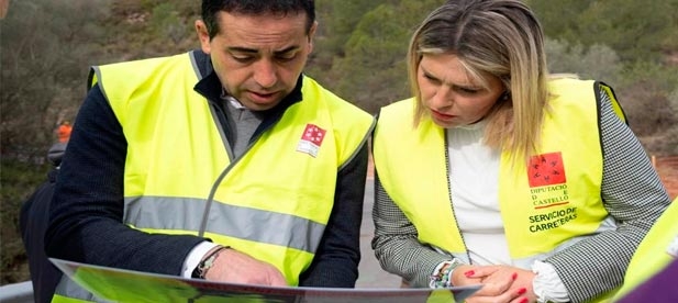 Pone en valor el esfuerzo de la presidenta de la Diputación, Marta Barrachina, con el interior y anuncia el inicio de obras en el último cuatrimestre del año. "El objetivo es ampliar la calzada y suavizar curvas antes del próximo año"