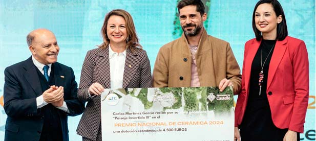 Begoña Carrasco destaca el prestigio del Premio Nacional de Cerámica 'Ciudad de Castellón', un referente cultural que lleva el nombre de la capital por todo el país