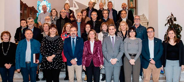 La alcaldesa destaca años de dedicación al servicio público en Castellón