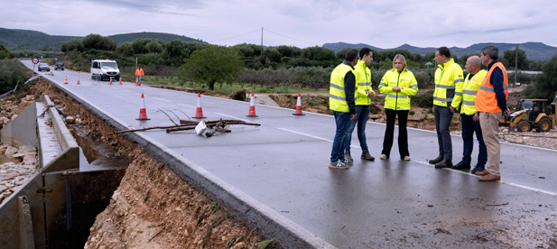 El Gobierno Provincial ya ha invertido en la reparación de caminos e infraestructuras en 44 localidades. "Trabajamos para cumplir con Castellón", declara Marta Barrachina, quien insta al Gobierno de España a que "responda con la misma sensibilidad"