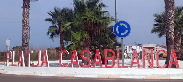 El PP exige al PSOE que no boicotee el acuerdo del Senado y celebra un paso clave para las viviendas en la playa de Almenara.