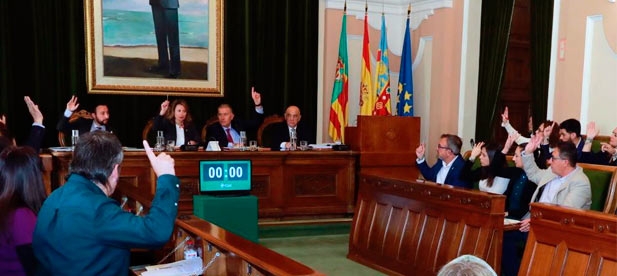En la sesión de hoy la alcaldesa Begoña Carrasco ha mostrado su apoyo a la instalación de Puntos Violeta durante las próximas fiestas de la Magdalena